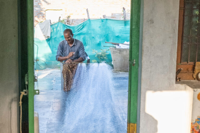 Fishing-Villages-Fishermen-12