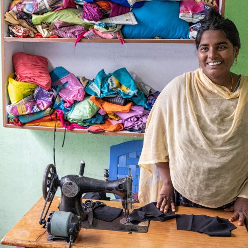 Bollapalli-ASSIST--Staff-and-recipients-04